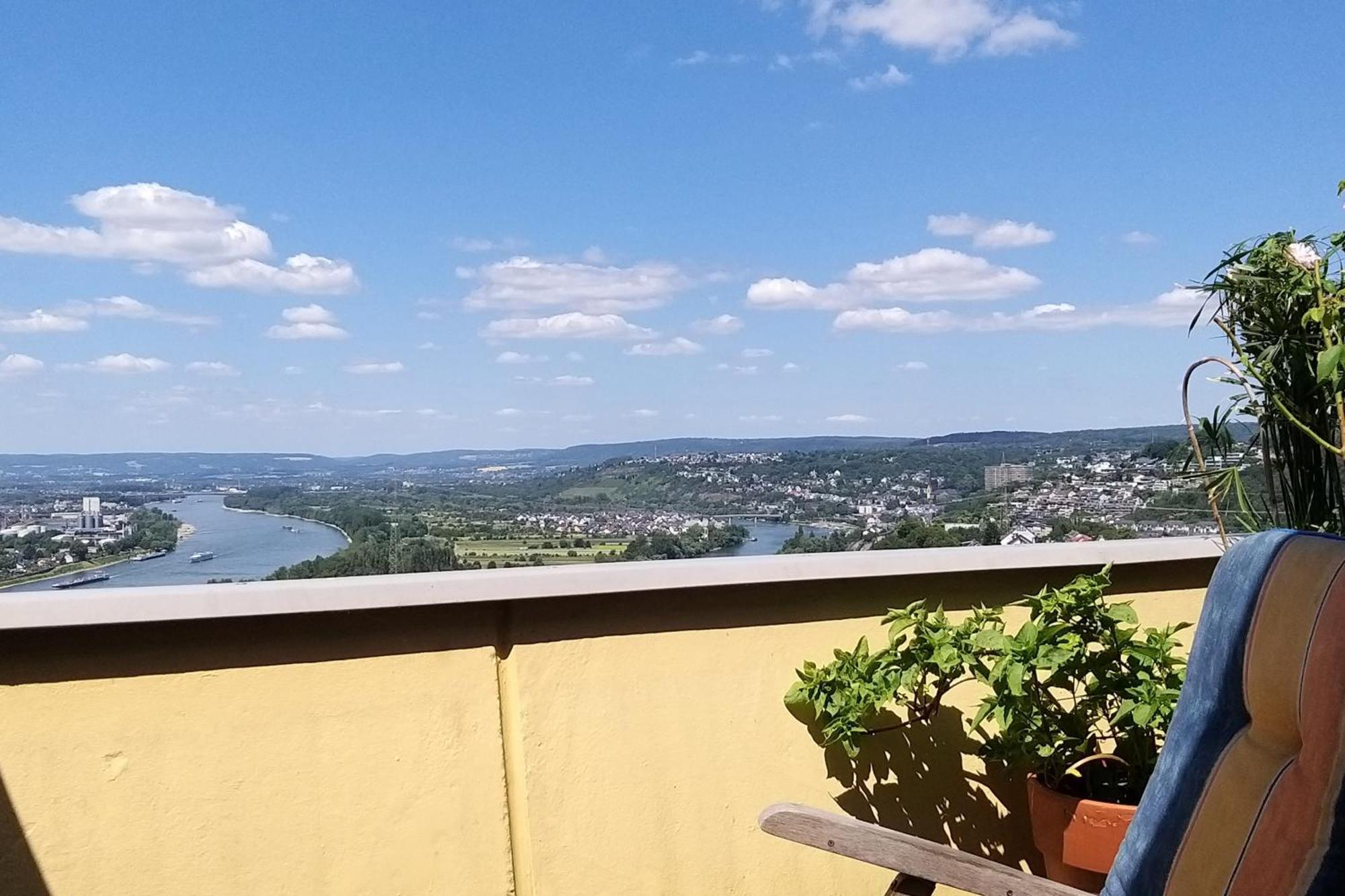 Rheinblick Am Rheinsteig Zur Festung Ehrenbreitstein Mit Balkon Und Sauna Urbar  Exterior foto